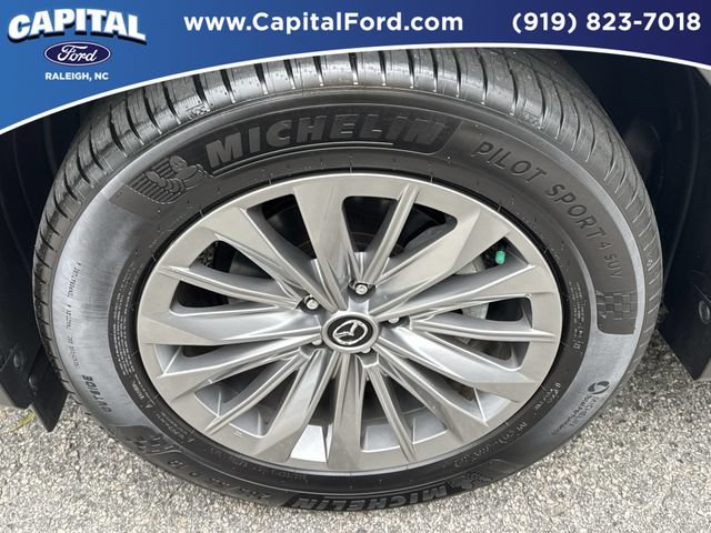 Used 2024 MAZDA CX-90 3.3 Turbo w/ Preferred Package AWD/4WD image 13