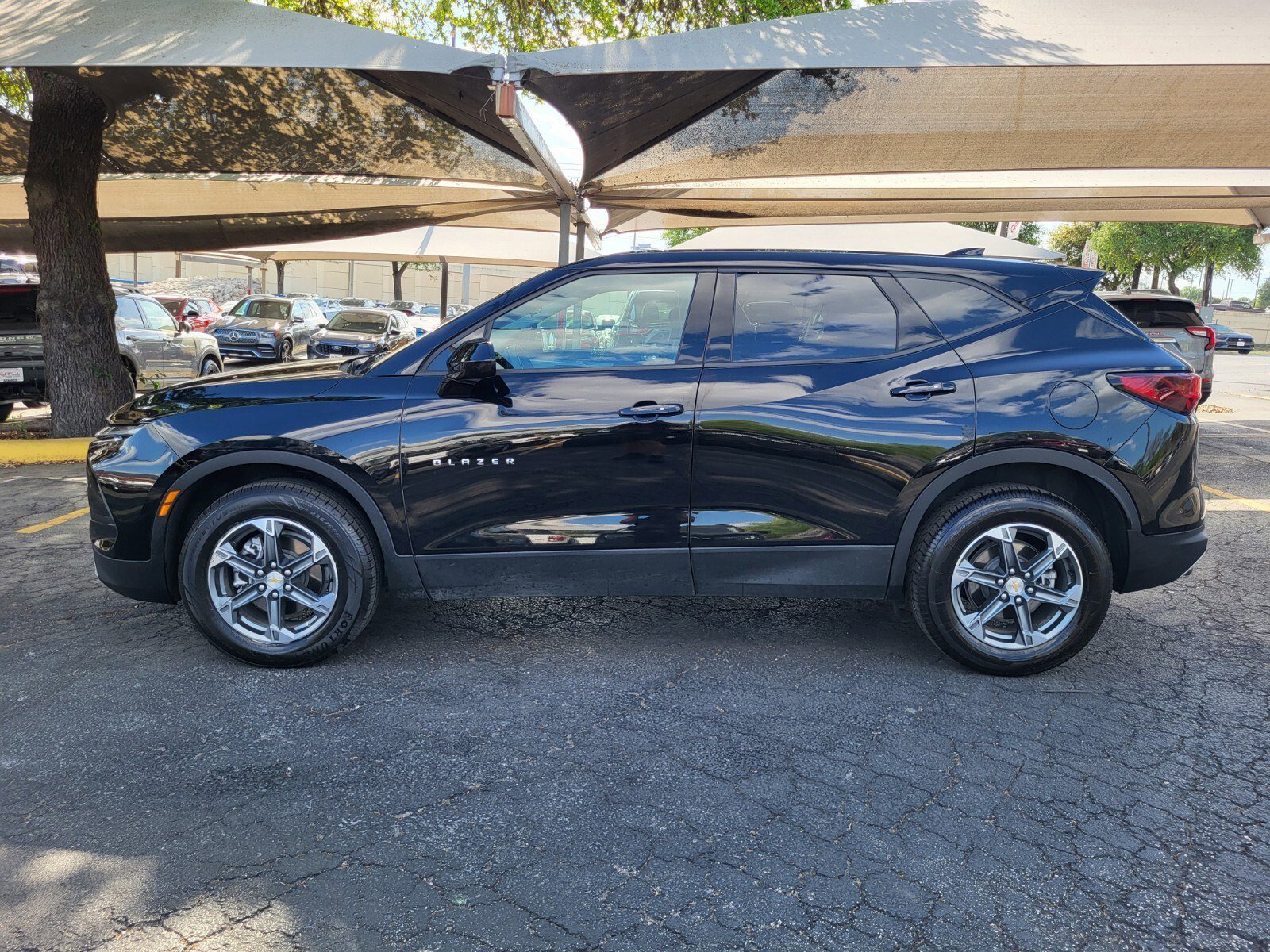 Used 2025 Chevrolet Blazer LT image 6