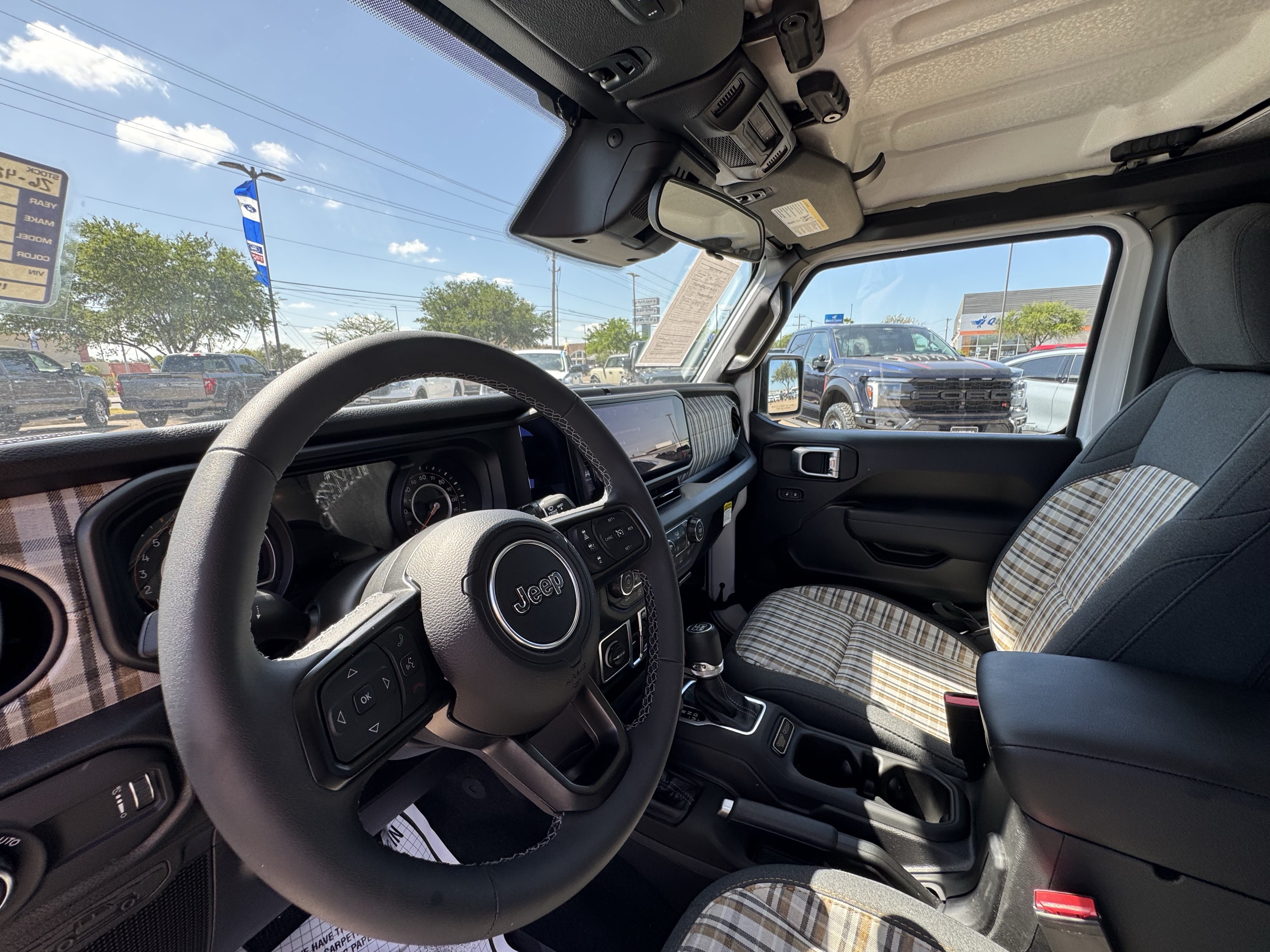 Used 2026 Jeep Wrangler Unlimited Sport AWD/4WD image 23