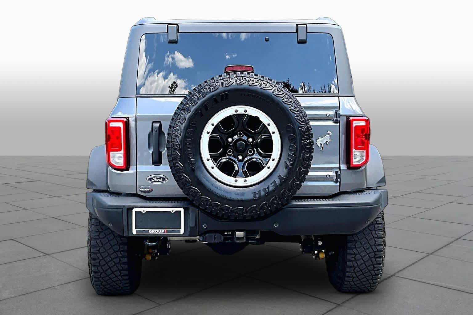 Certified 2023 Ford Bronco Black Diamond w/ Sasquatch Package AWD/4WD image 5