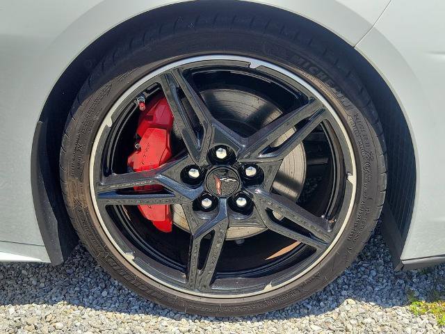 Used 2023 Chevrolet Corvette Stingray Preferred Cpe w/ Z51 Performance Package RWD image 7