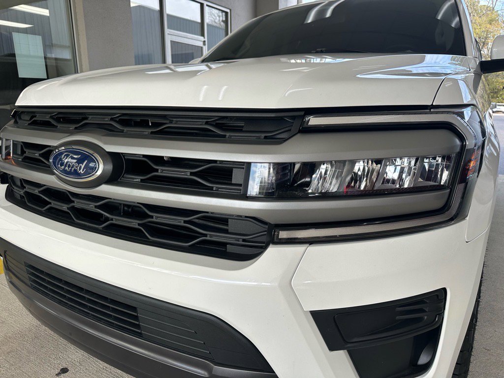 Certified 2024 Ford Expedition Max XLT image 1