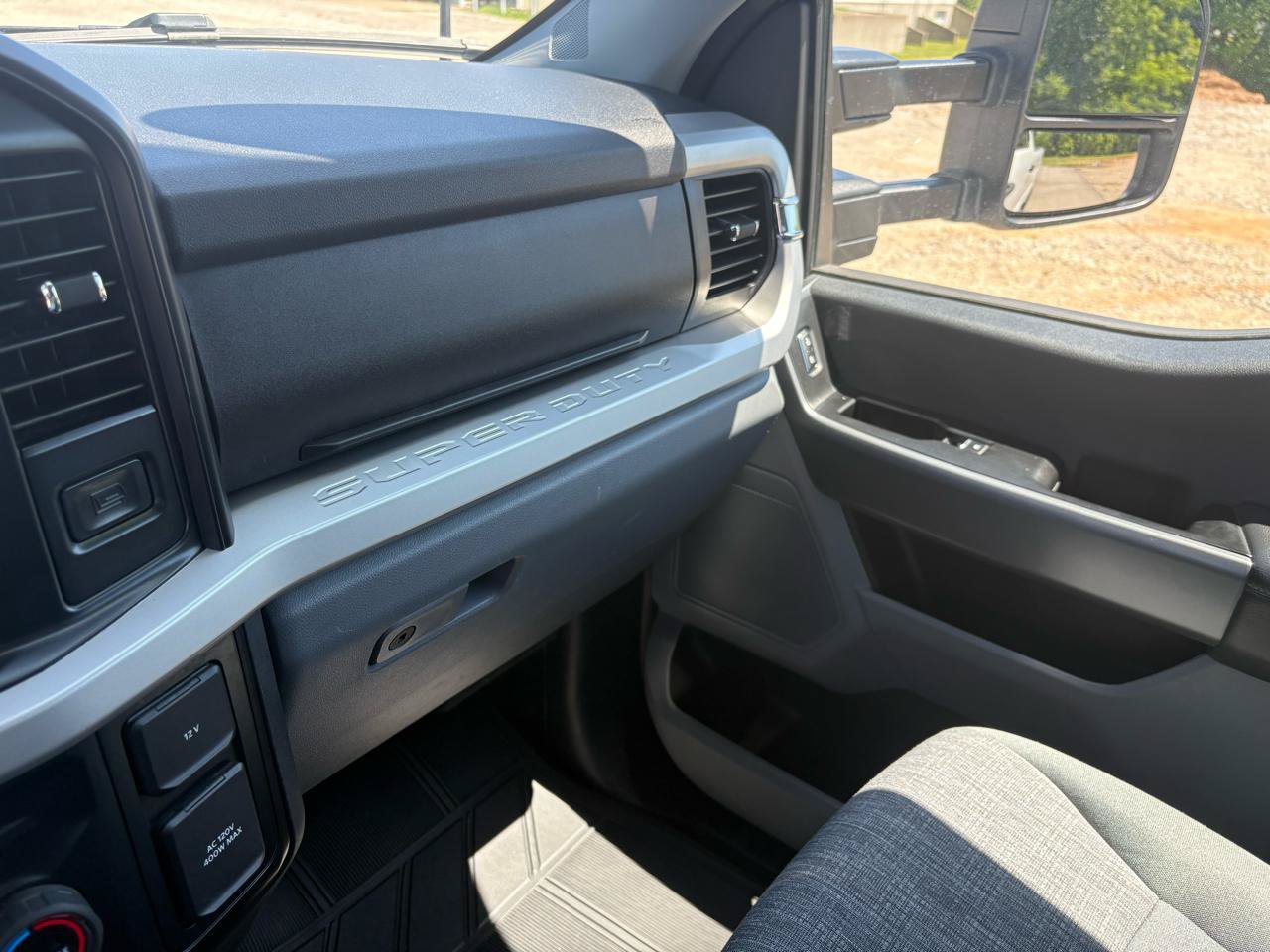 Certified 2025 Ford F250 XLT AWD/4WD image 25