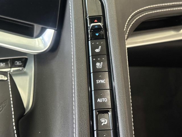 Used 2022 Chevrolet Corvette Stingray Preferred Cpe w/ Z51 Performance Package image 19