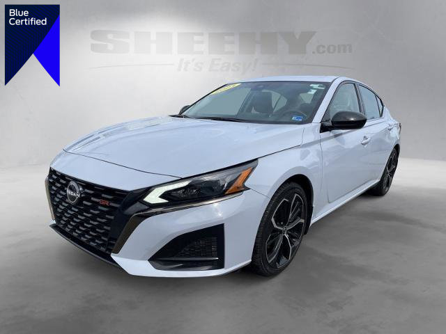 Used 2023 Nissan Altima 2.5 SR w/ SR Premium Package image 1