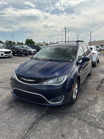 Used 2017 Chrysler Pacifica Touring-L Plus w/ Advanced Safetytec Group