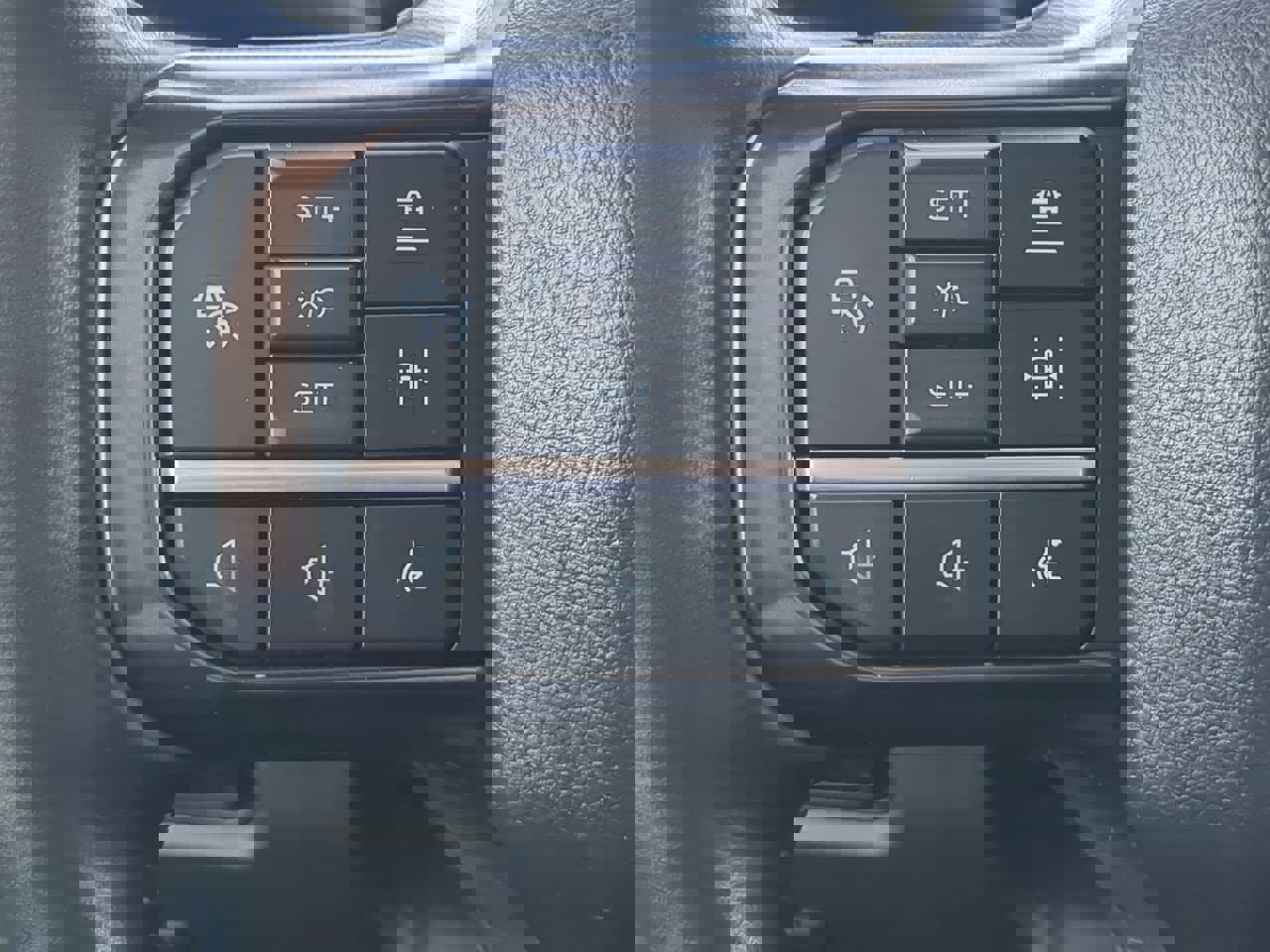 Certified 2023 Ford F250 Platinum image 24