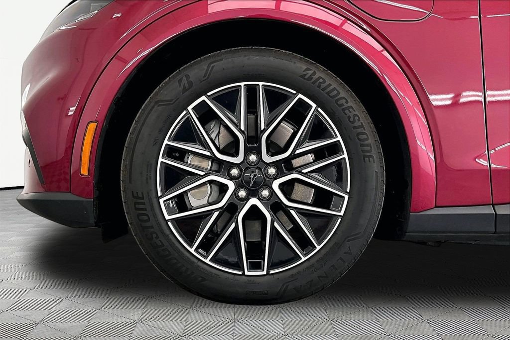 Certified 2025 Ford Mustang Mach-E Premium AWD/4WD image 9