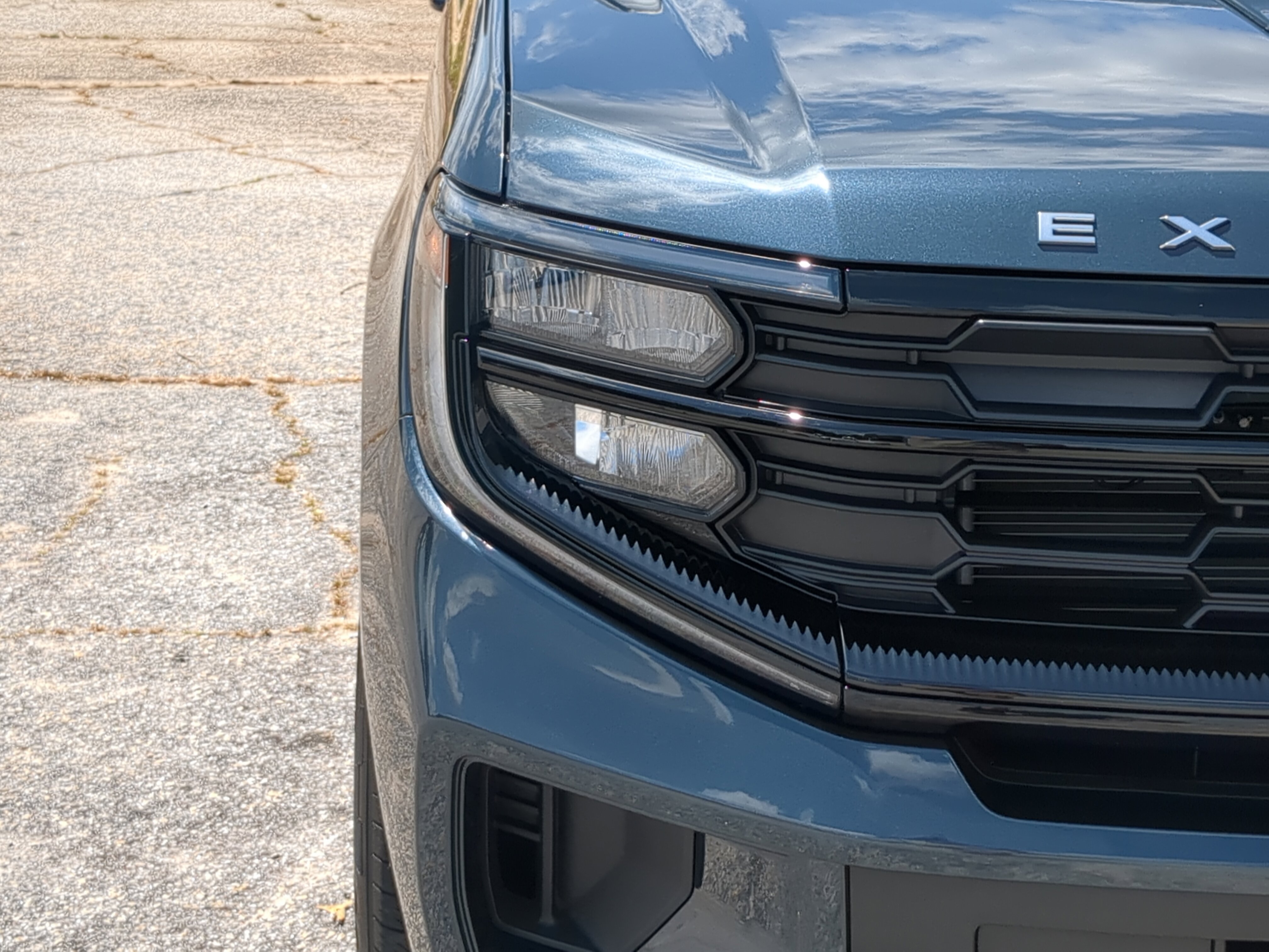Certified 2025 Ford Expedition Active RWD image 8