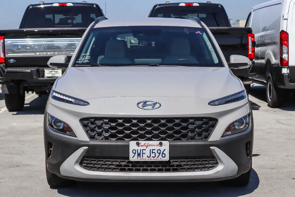 Used 2023 Hyundai Kona SEL AWD/4WD image 2