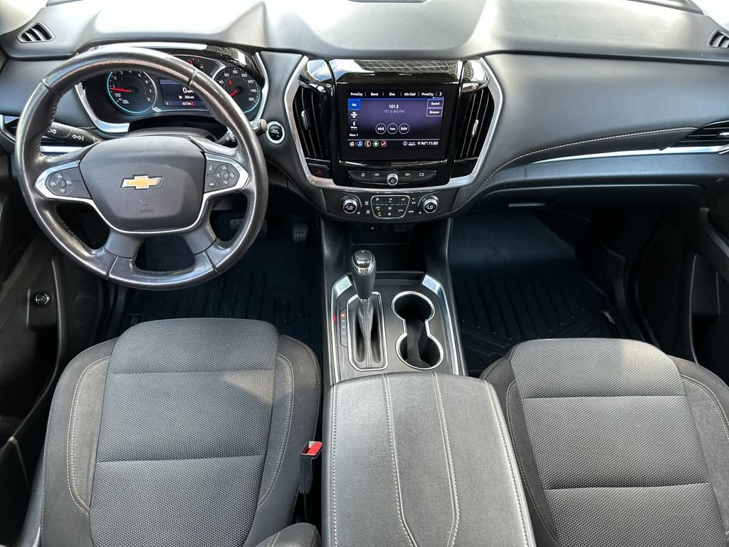 Used 2020 Chevrolet Traverse LT FWD image 12