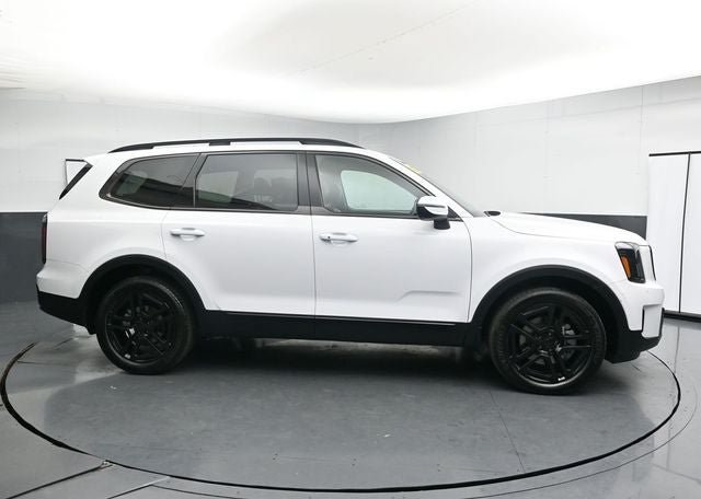 Used 2025 Kia Telluride EX X-Line AWD/4WD image 12