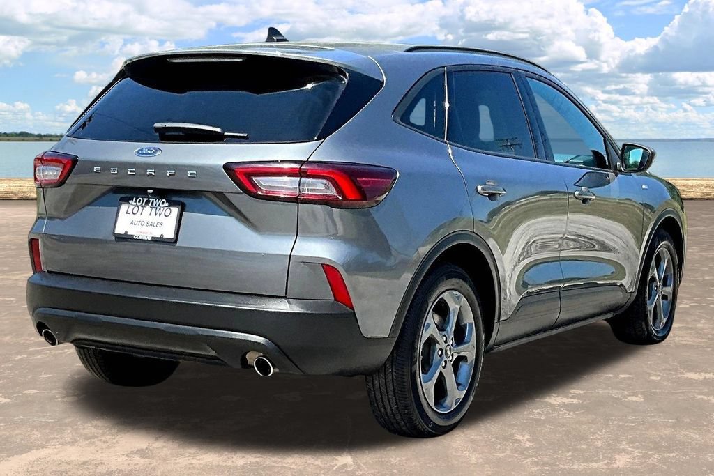 Certified 2025 Ford Escape ST-Line FWD image 8