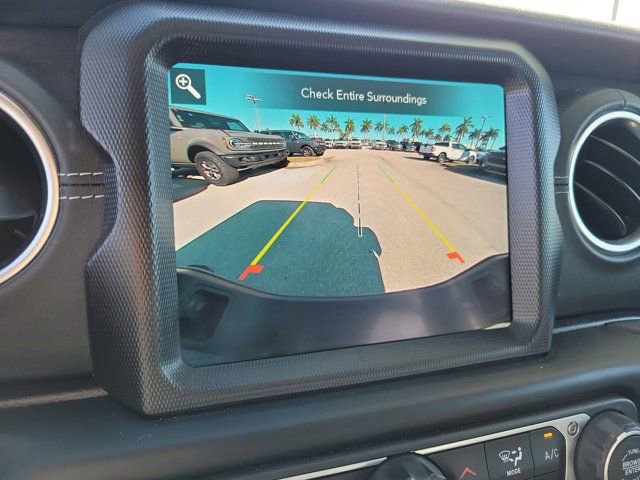 Used 2023 Jeep Gladiator Overland w/ Popular Equipment Package image 31