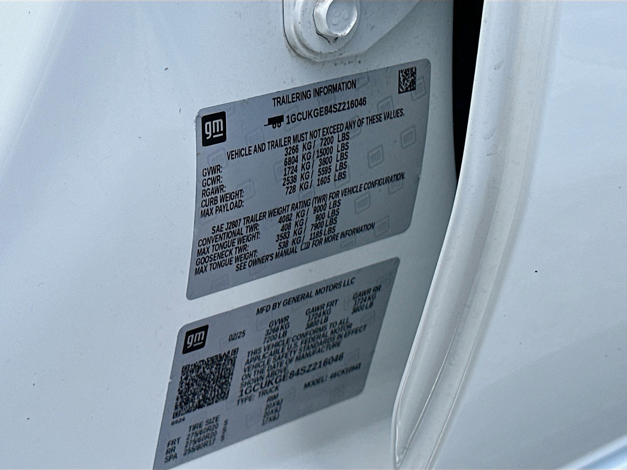 Used 2025 Chevrolet Silverado 1500 LTZ image 32