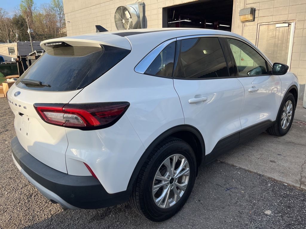 Certified 2023 Ford Escape Active w/ Cold Weather Package image 13