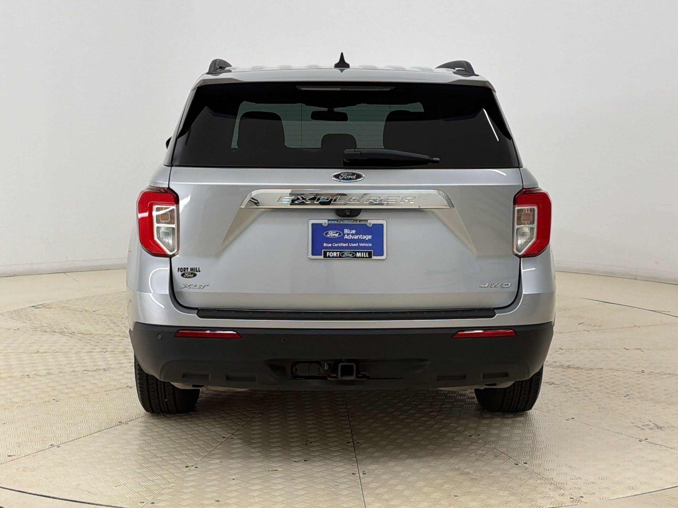 Certified 2021 Ford Explorer XLT w/ Class III Trailer Tow Package AWD/4WD image 10