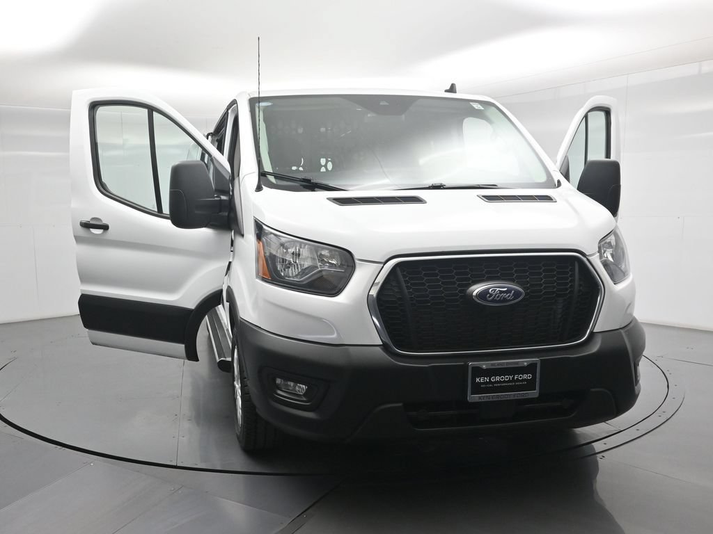 Certified 2025 Ford Transit 250 Low Roof w/ Exterior Upgrade Package RWD image 28
