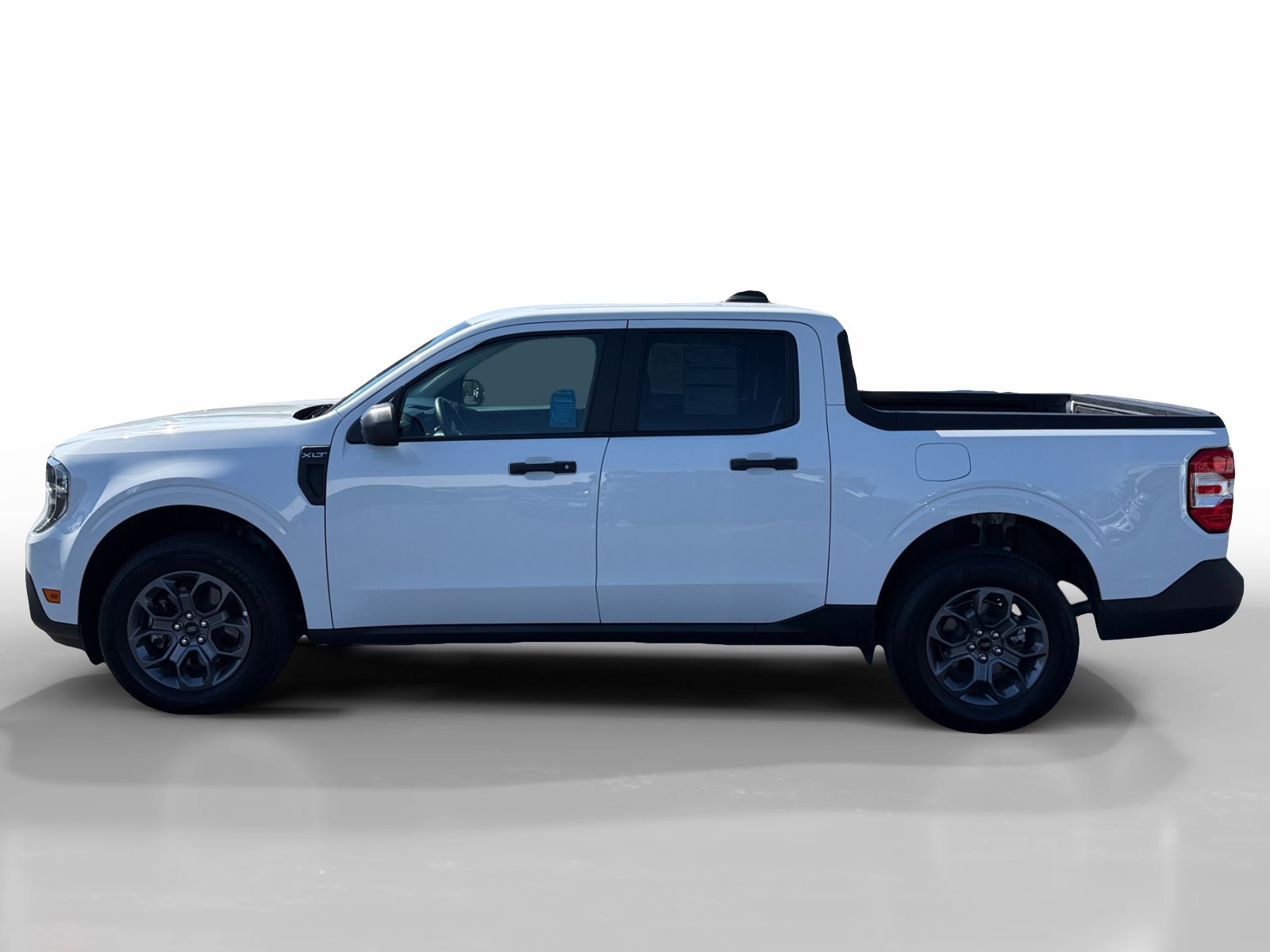 Certified 2026 Ford Maverick XLT w/ Equipment Group 301A AWD/4WD image 2
