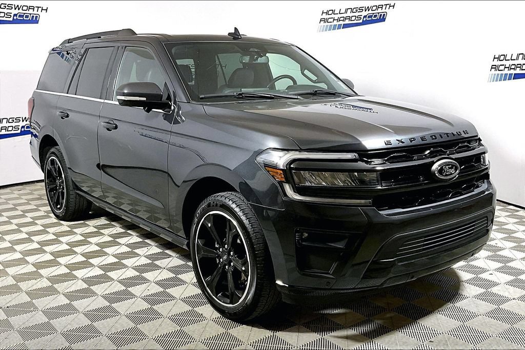 Certified 2023 Ford Expedition Limited RWD image 3
