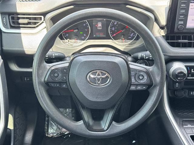Used 2019 Toyota RAV4 XLE FWD image 9