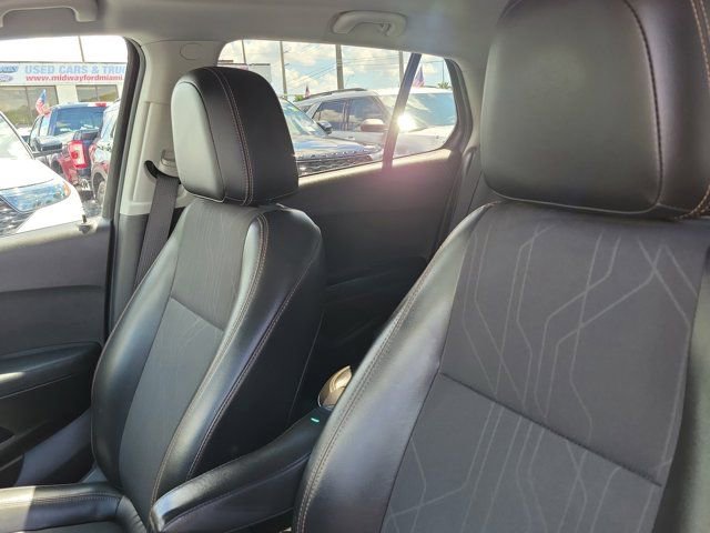 Used 2017 Chevrolet Trax LT w/ LT Convenience Package FWD image 20