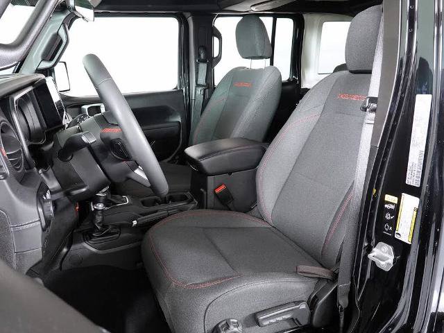 Used 2025 Jeep Wrangler Unlimited Rubicon AWD/4WD image 12