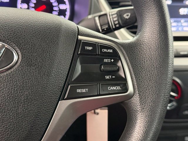 Used 2021 Hyundai Accent SE FWD image 25