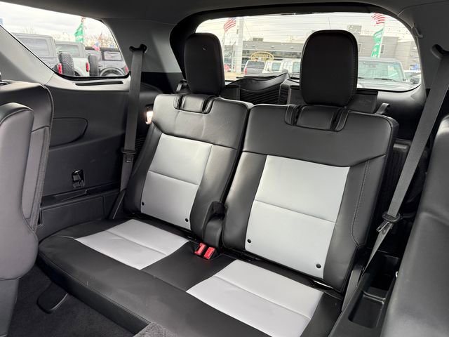 Certified 2023 Ford Explorer XLT w/ Equipment Group 202A image 10