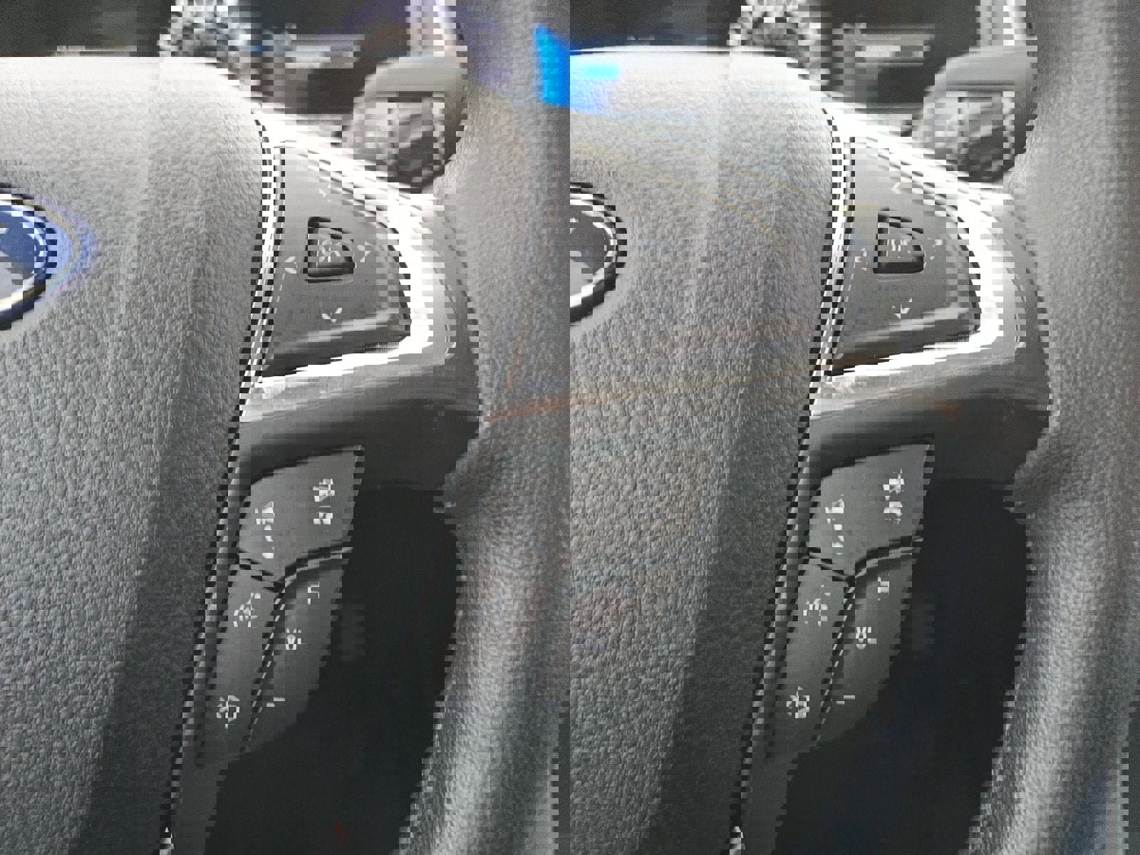 Certified 2022 Ford Edge SEL w/ Convenience Package image 15