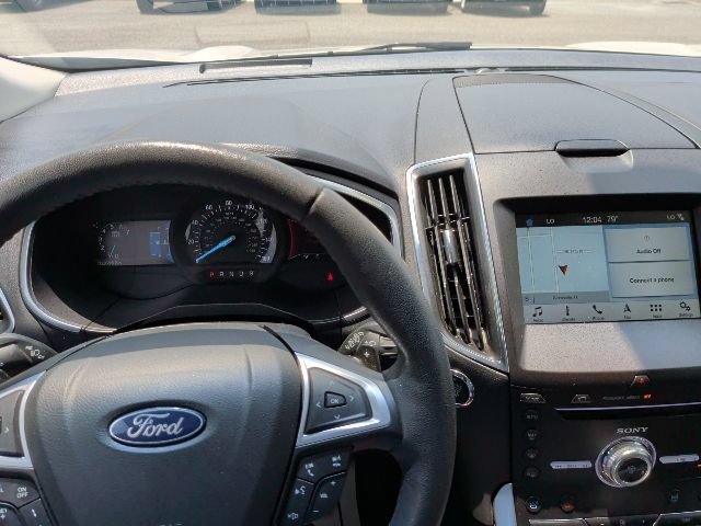 Certified 2018 Ford Edge Titanium w/ Equipment Group 302A AWD/4WD image 19