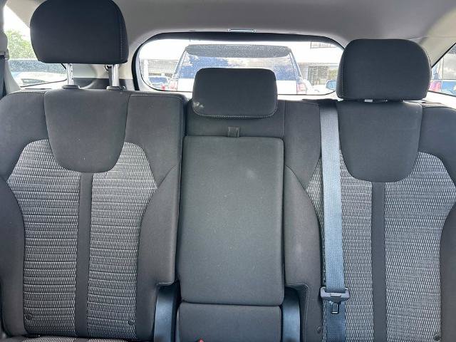 Used 2023 Kia Sorento LX FWD image 14