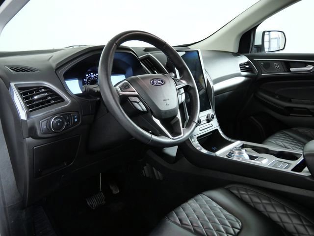 Certified 2023 Ford Edge Titanium w/ Class II Trailer Tow Package AWD/4WD image 16