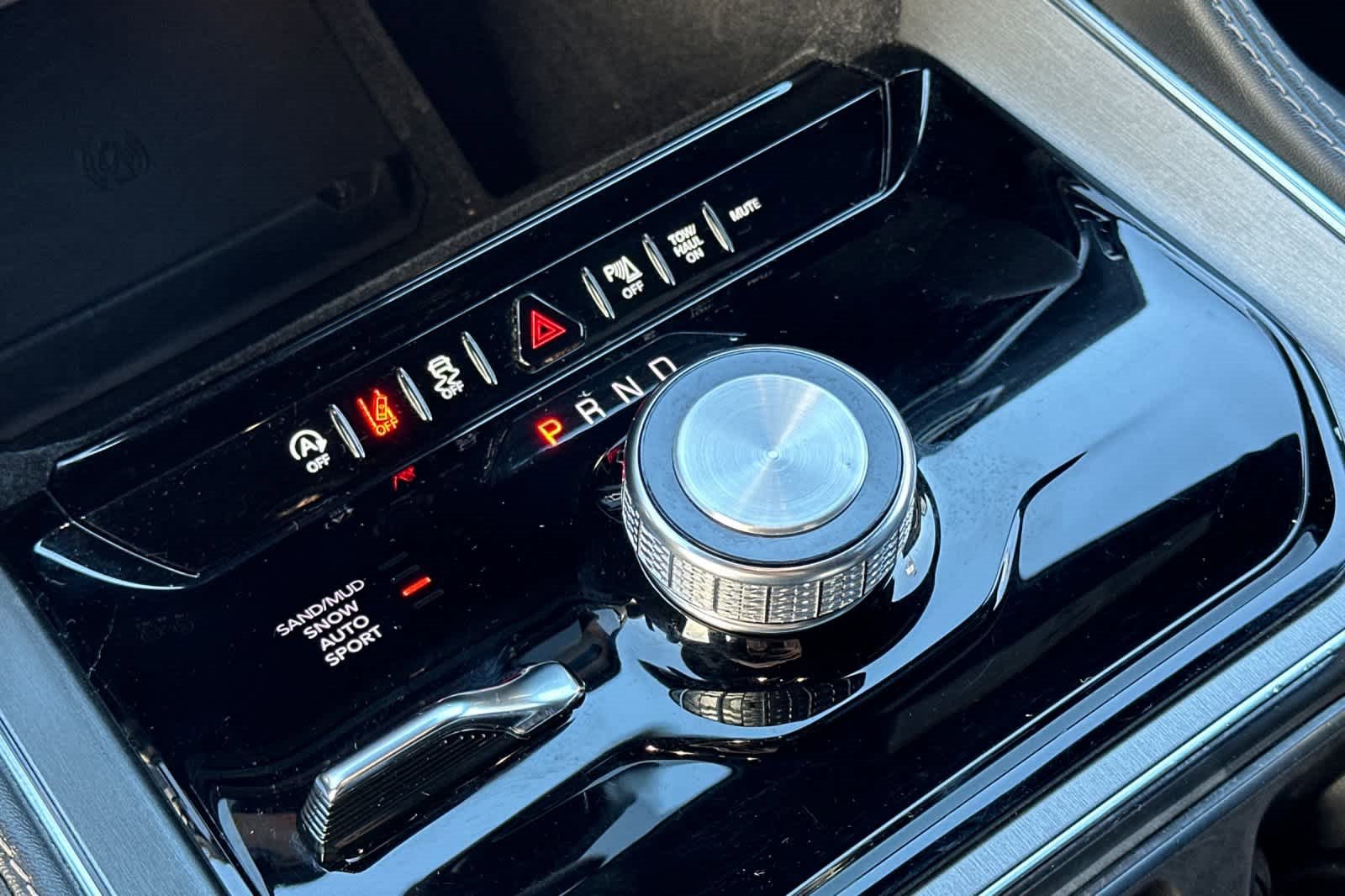 Used 2023 Jeep Wagoneer Series II image 23