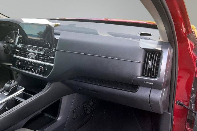 Used 2023 Nissan Pathfinder SL w/ SL Premium Package AWD/4WD image 17