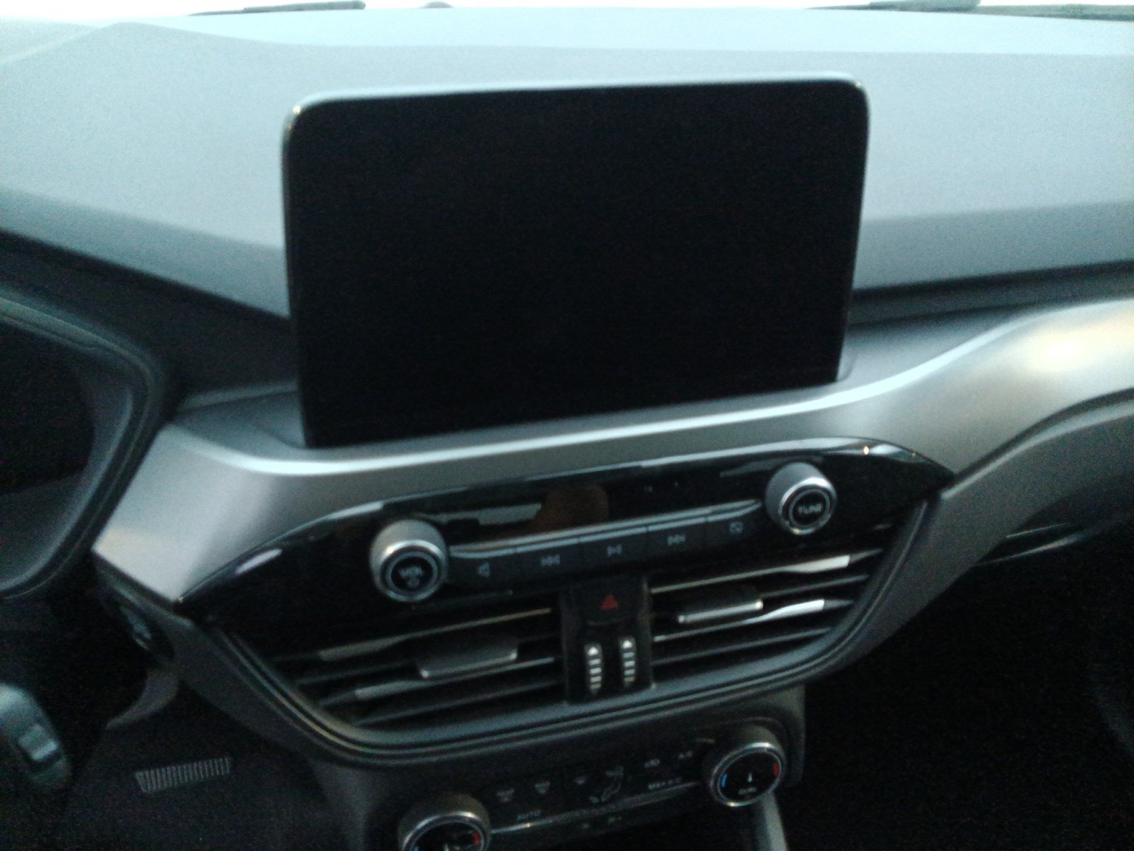 Certified 2025 Ford Escape Active AWD/4WD image 12