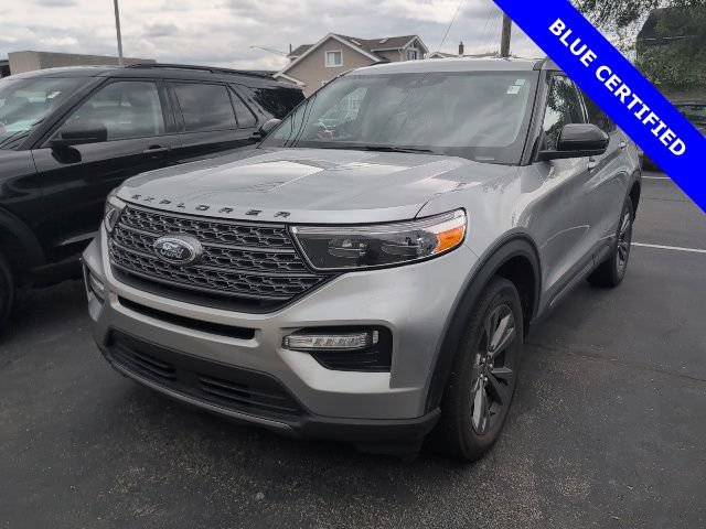 Certified 2024 Ford Explorer XLT w/ Equipment Group 202A AWD/4WD image 3