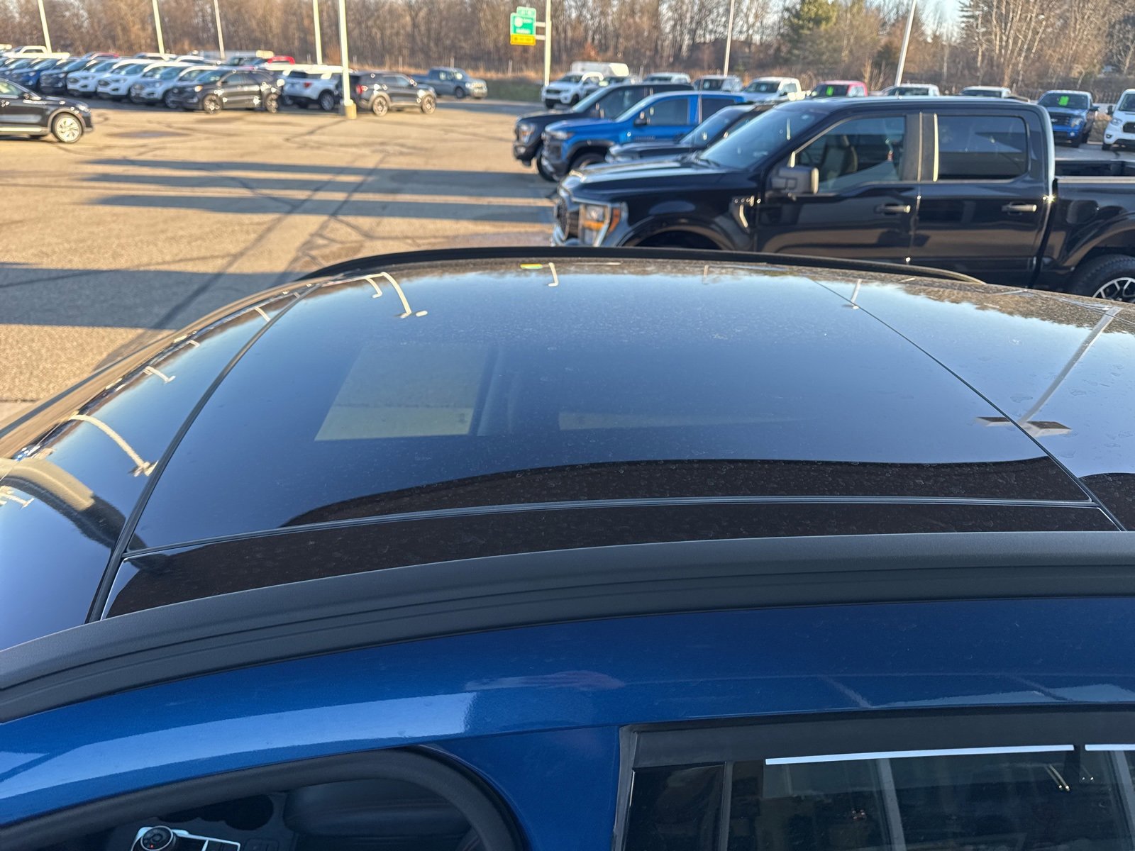 Certified 2022 Ford Escape SEL w/ SEL Stealth AWD Package image 23