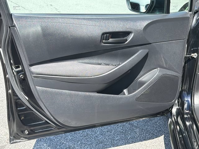 Used 2024 Toyota Corolla LE FWD image 12