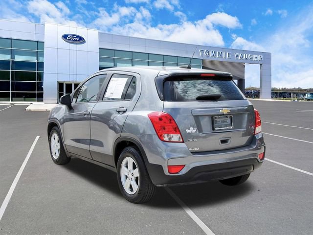 Used 2020 Chevrolet Trax LS w/ LPO, Cargo Package image 5