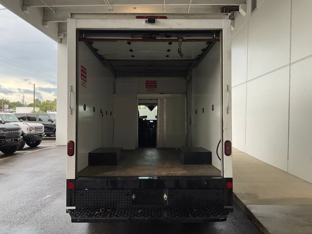 Certified 2022 Ford Transit 350 DRW RWD image 12