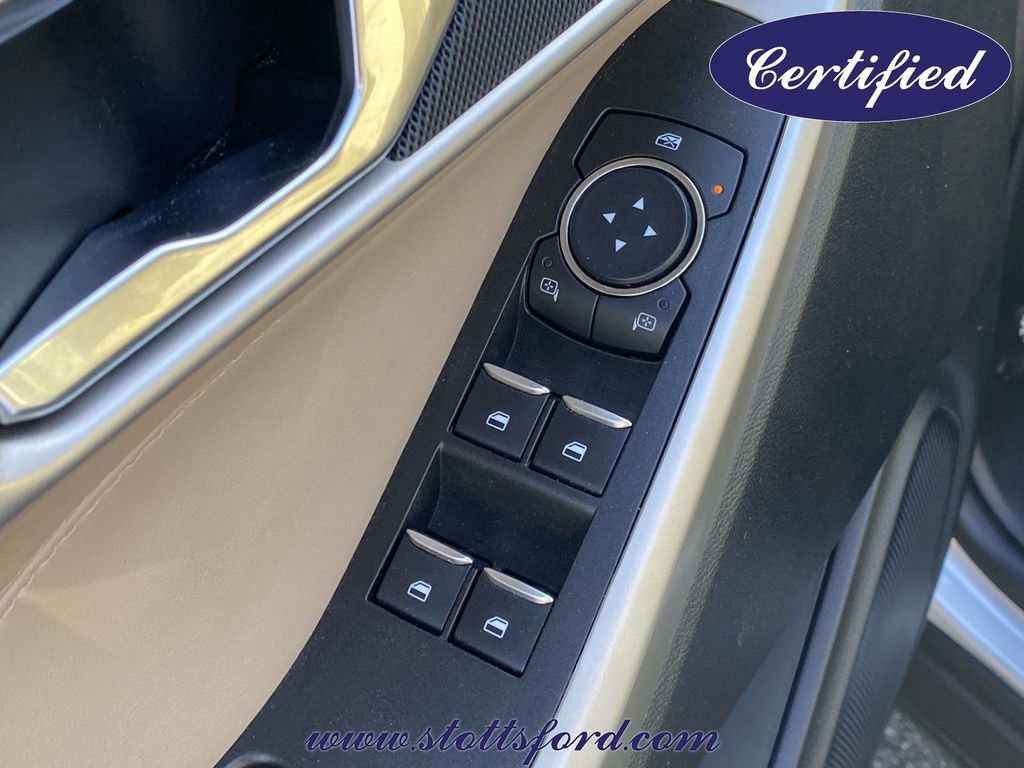 Certified 2022 Ford Explorer XLT w/ Equipment Group 202A image 18