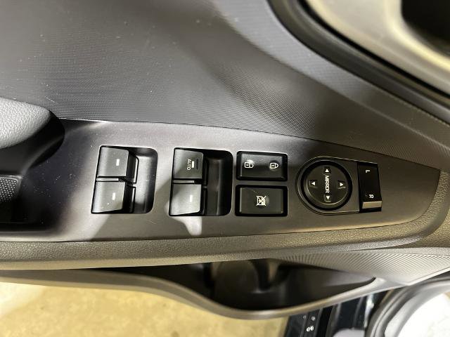 Used 2018 Hyundai Ioniq Blue image 11