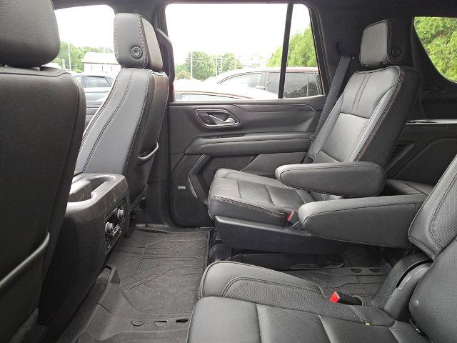 Used 2022 Chevrolet Tahoe RST w/ Luxury Package AWD/4WD image 5