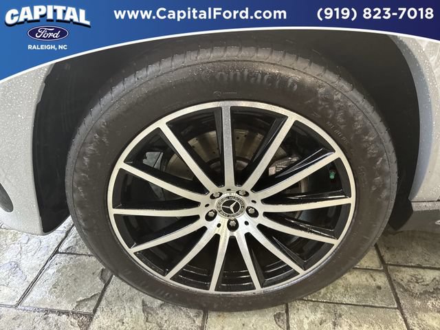Used 2024 Mercedes-Benz GLS 580 4MATIC image 13
