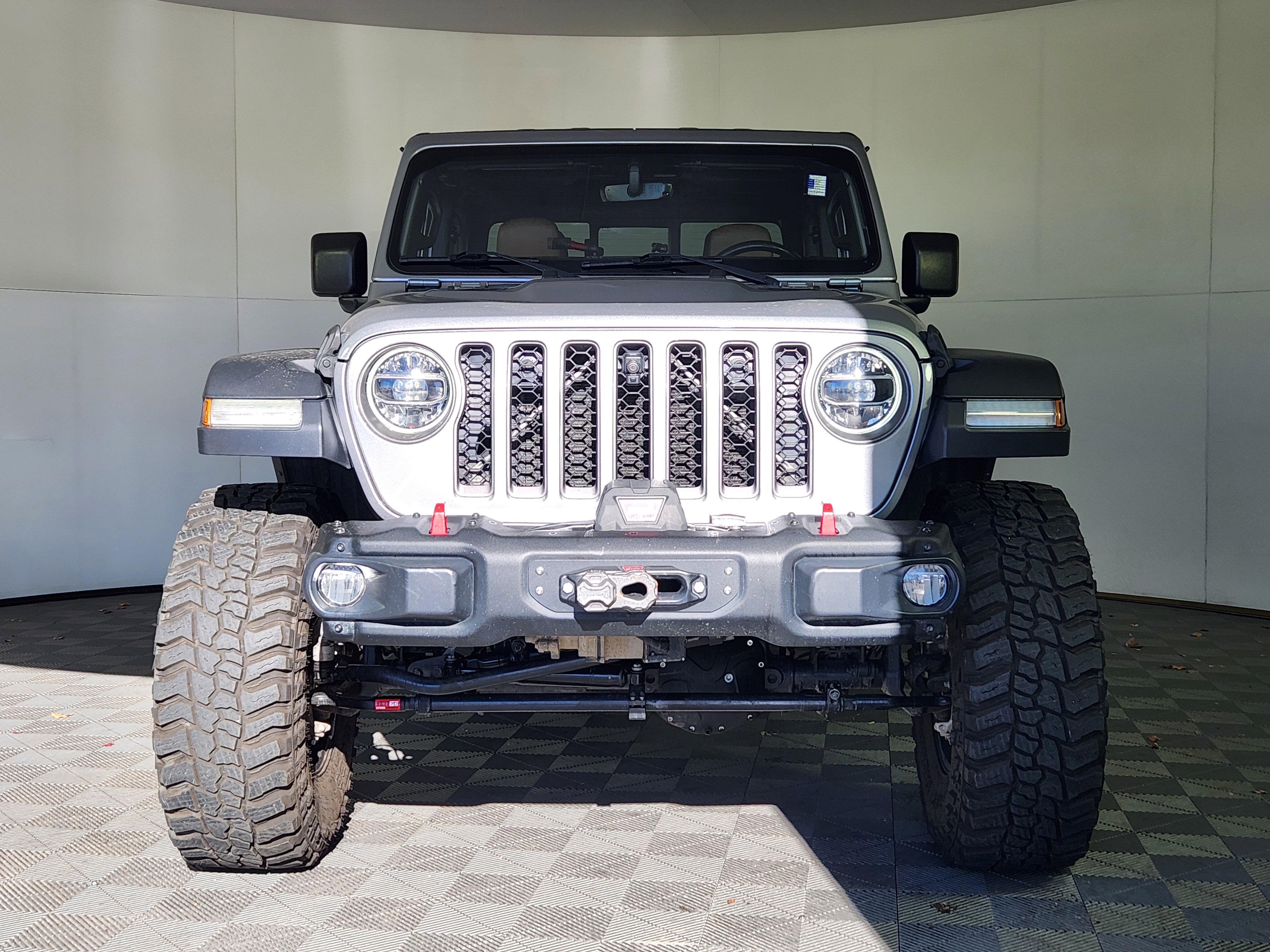 Used 2020 Jeep Gladiator Rubicon w/ Uconnect 4C Nav & Sound Group image 2