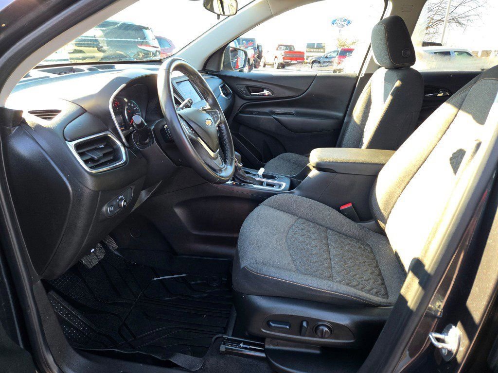 Used 2022 Chevrolet Equinox LT image 19