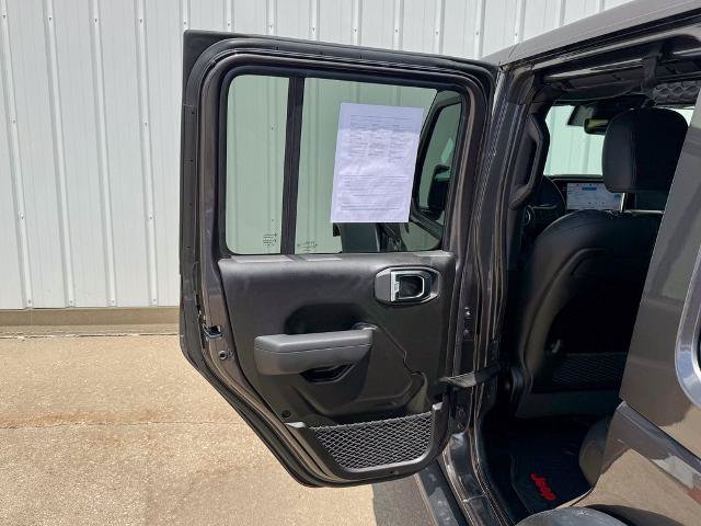 Used 2025 Jeep Wrangler Unlimited Rubicon w/ Safety Group AWD/4WD image 15