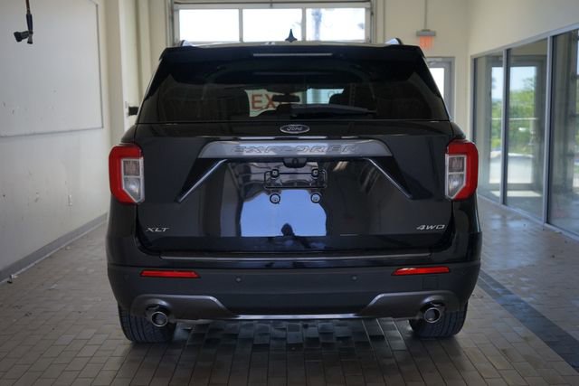 Certified 2022 Ford Explorer XLT w/ Equipment Group 202A AWD/4WD image 12