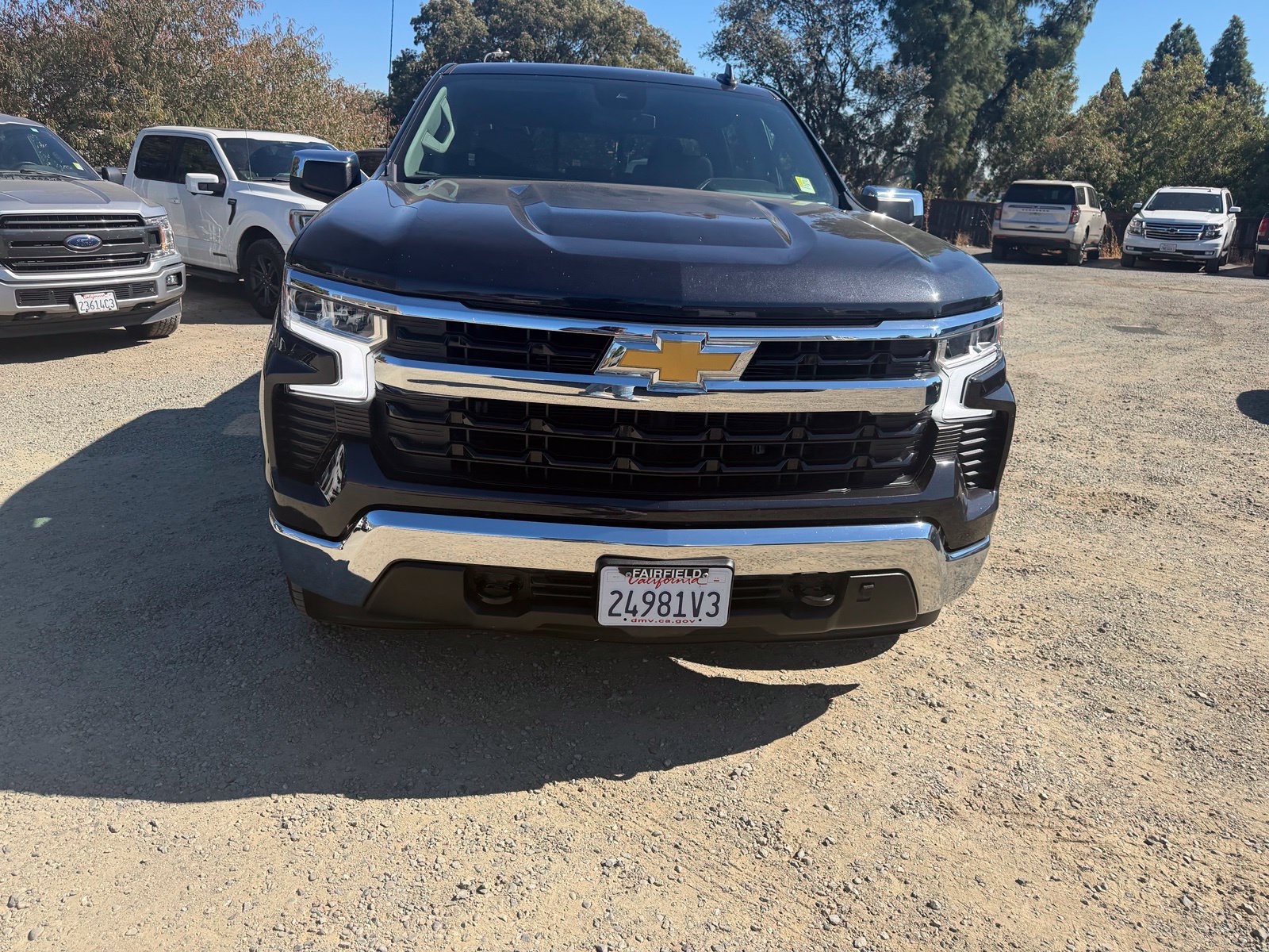 Used 2023 Chevrolet Silverado 1500 LT w/ Z71 Off-Road Package AWD/4WD image 8